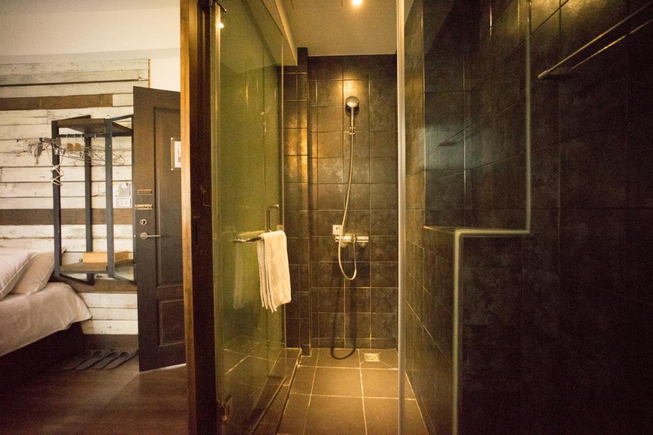 未艾公寓welove Apartment Синьин Экстерьер фото